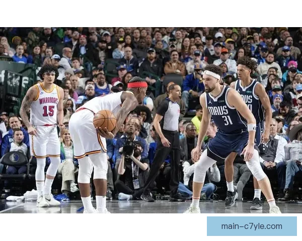 噩梦之夜巴特勒膝伤退场仍带笑 噩梦之夜巴特勒膝伤退场仍带笑